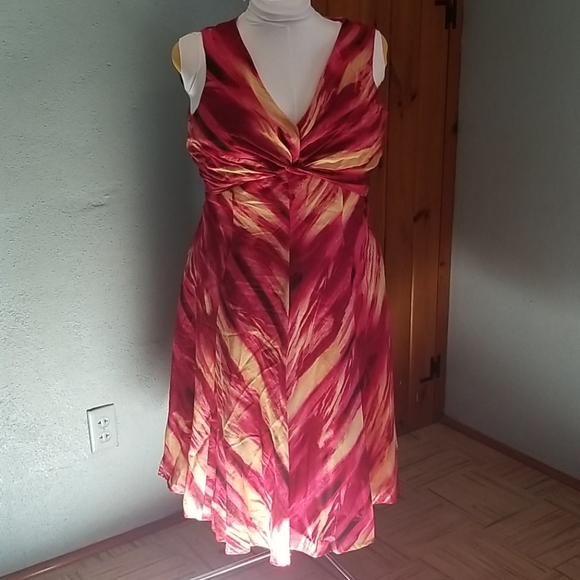 Jones New York Dresses & Skirts - Jones New York Long Midi Dress